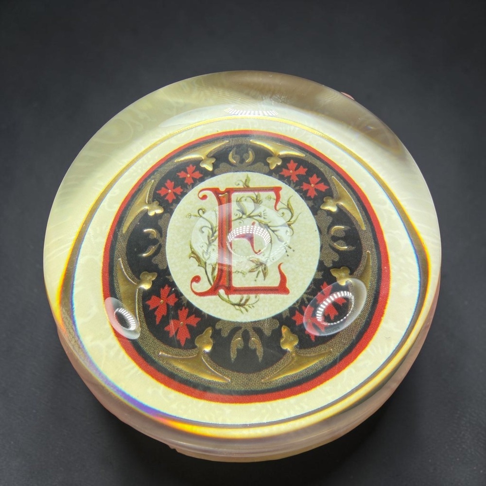 Punch Studio Crystal Initial E Glass‎ Paperweight Dome Illuminated Monogram 3in